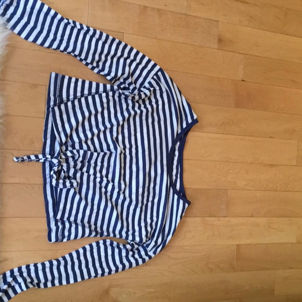 Striped long sleeve t